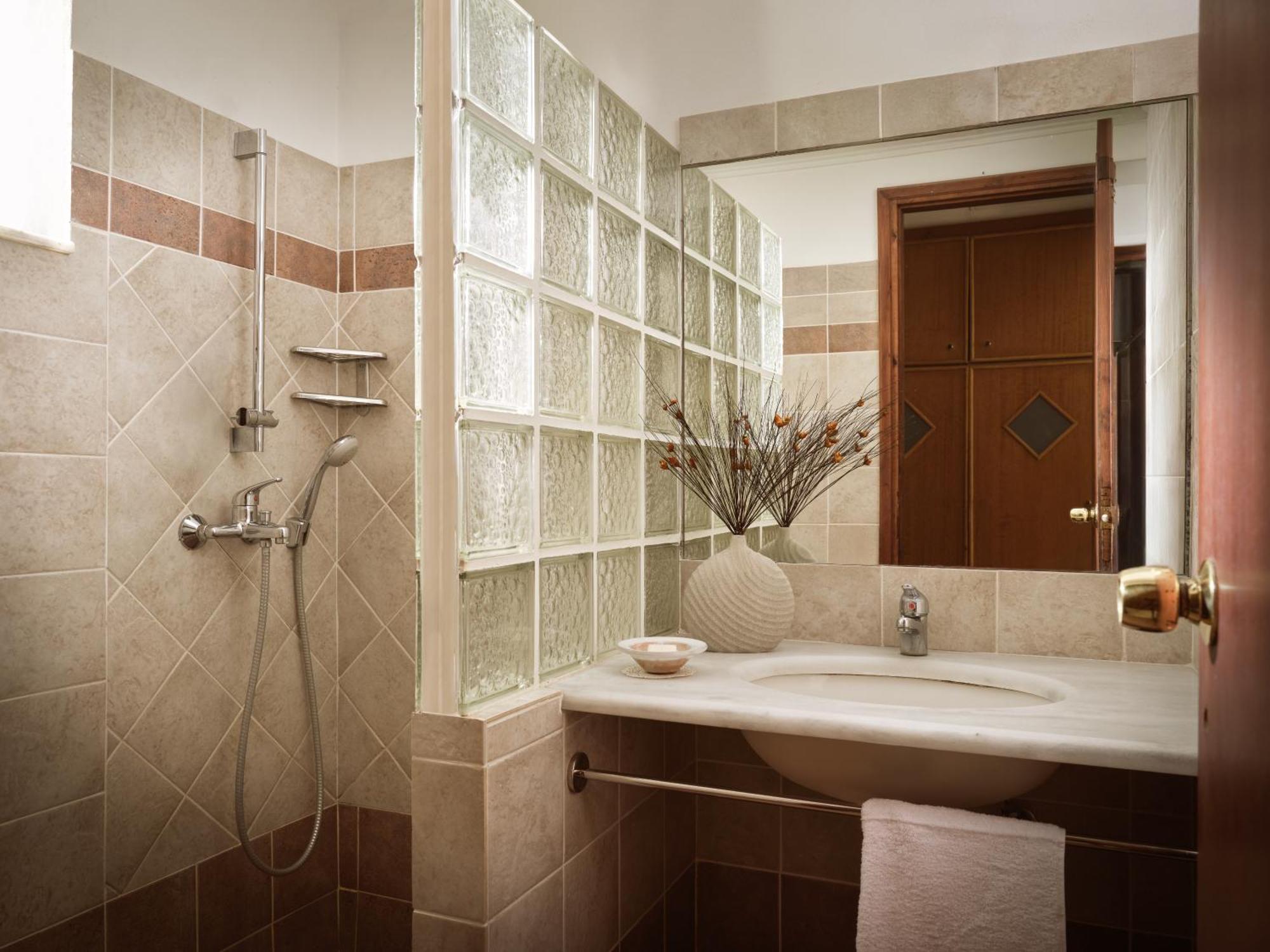 Aquarius Hotel Василикос Экстерьер фото